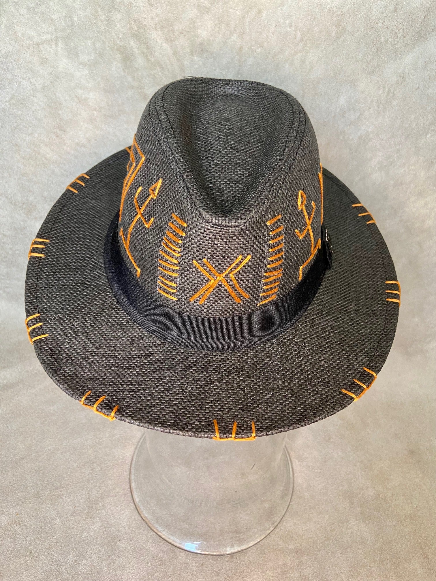 Hat Rupestre BK