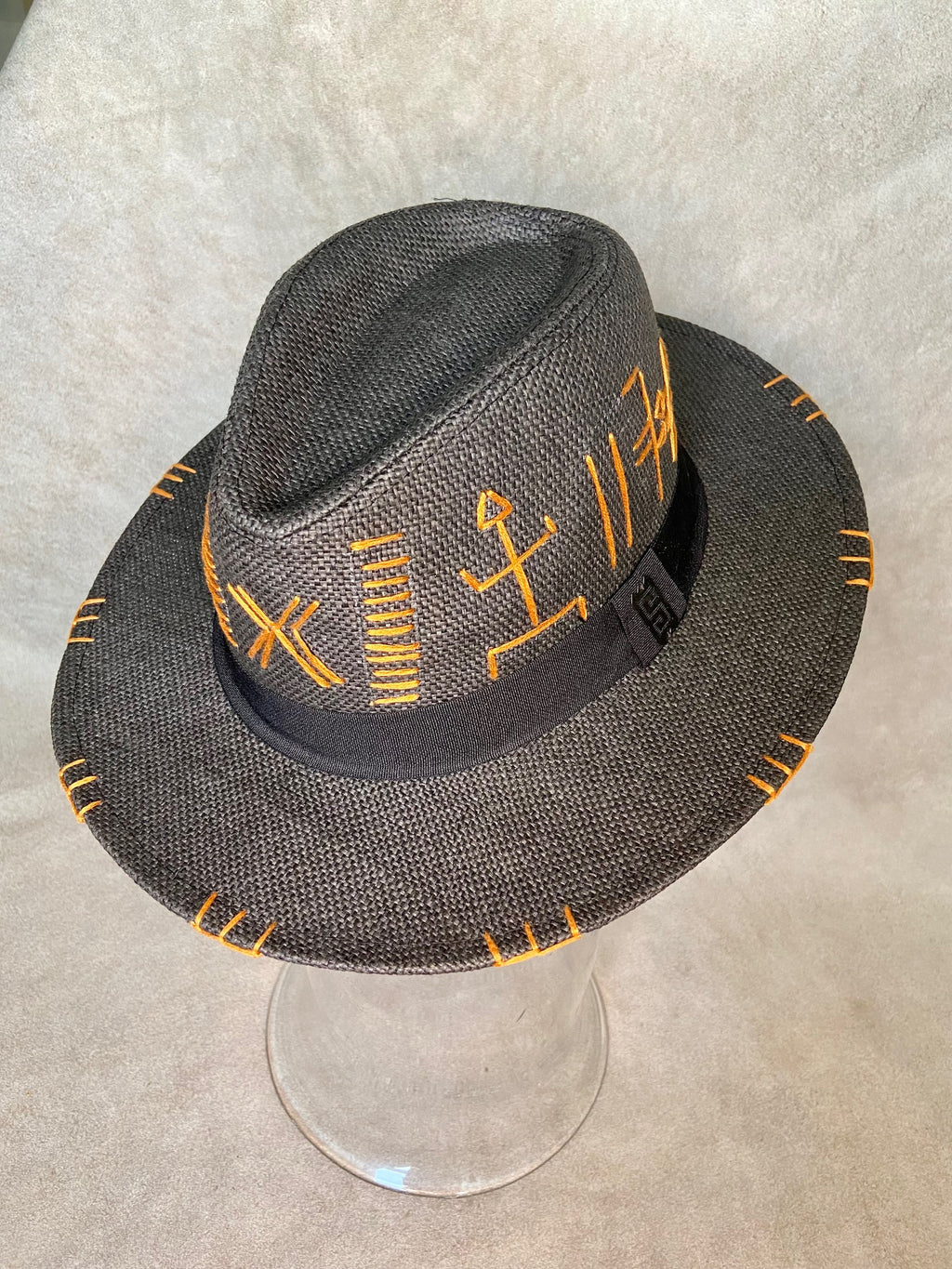 Hat Rupestre BK