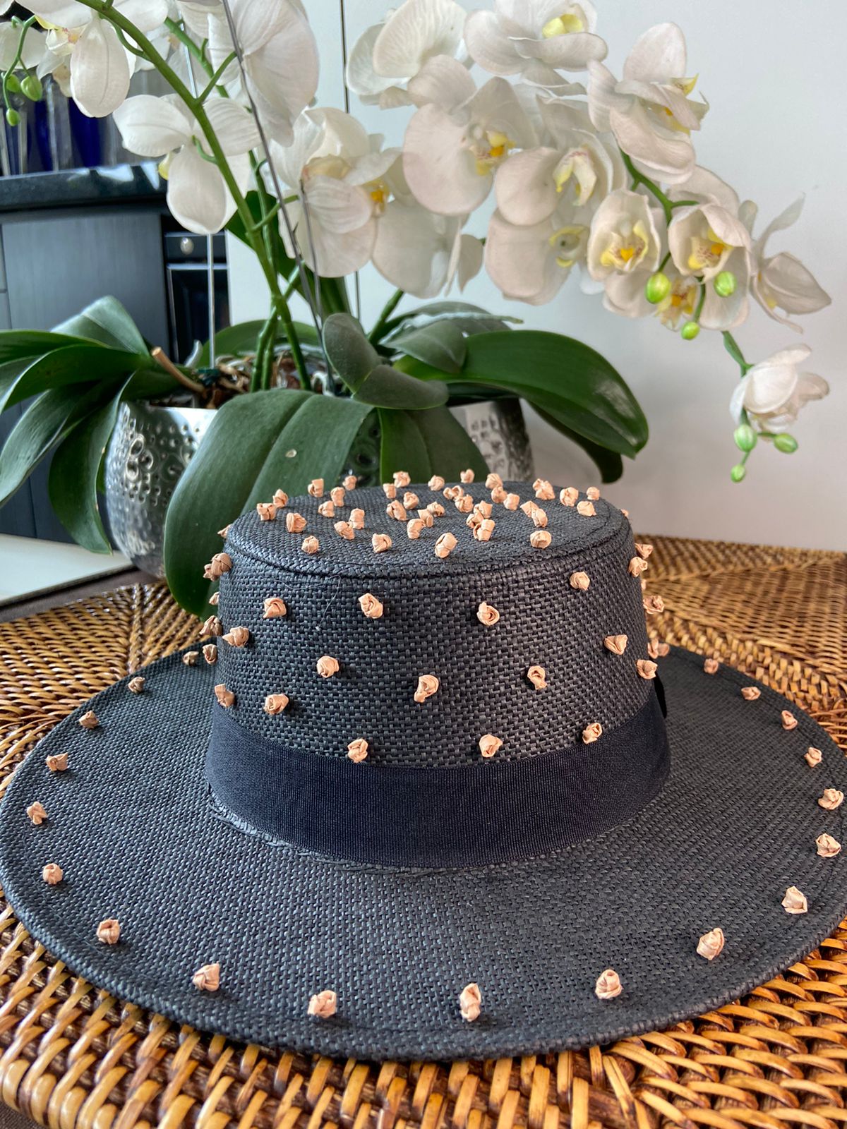 Hat Knots Black
